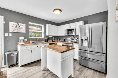 2025 Brookside Court, Greenfield - 20