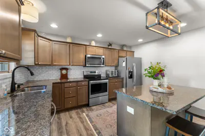 1747 Bell Ford Drive, Seymour - 16