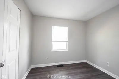 9313 Rochelle Drive, Indianapolis - 13