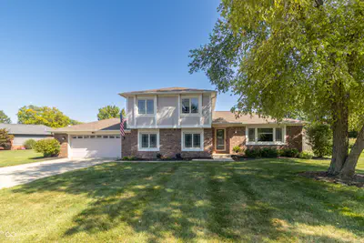 1008 Pauls Drive, Greenfield