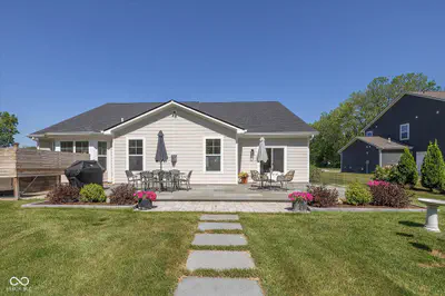 6557 Surray, Brownsburg - 31