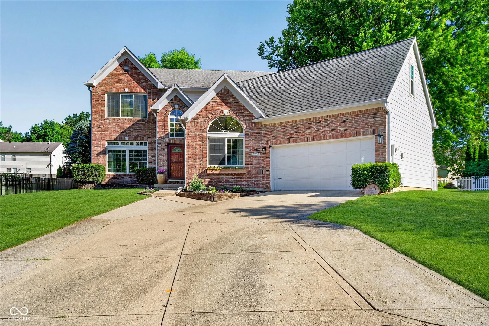 6758 Loretta Court, Avon