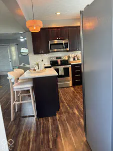 1221 E Edwards Avenue, Indianapolis - 11