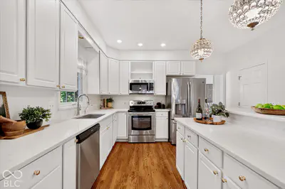 5786 Gyrfalcon Place, Carmel - 11