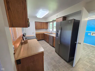 26098 State Road 46, Batesville - 5