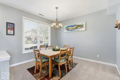 8035 Meadow Bend Lane, Indianapolis - 12
