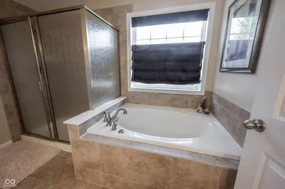 12395 Brean Way, Fishers - 35