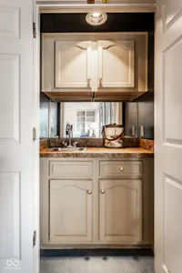 9251 Spring Forest Drive, Indianapolis - 9
