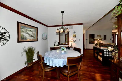 5006 Essex Drive, Carmel - 11