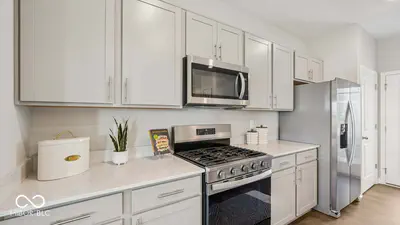 195 Springfield Crossing, Greenfield - 20