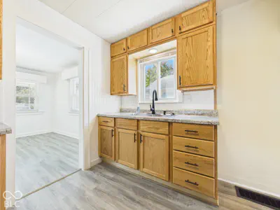 240 37th Street, Anderson - 12