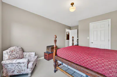 697 Lake Vista Drive, Columbus - 32