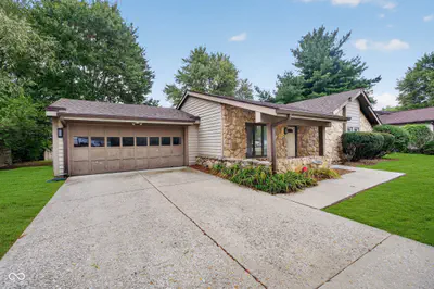 1627 Countryside Lane, Indianapolis - 2