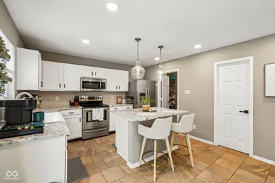 9906 Orange Blossom Trail, Fishers - 15