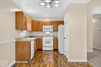 1029 Arabian Way, Bargersville - 19