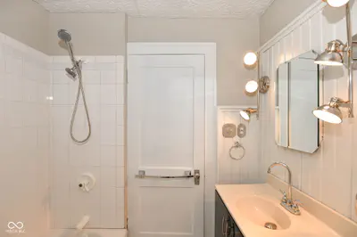 5151 Guilford Avenue, Indianapolis - 25