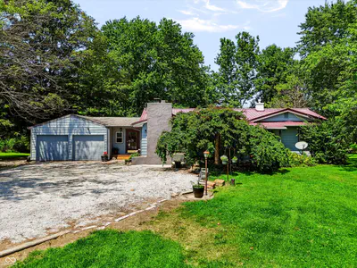 10328 100, Kokomo