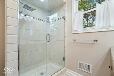 11715 Rolling Springs Drive, Carmel - 31