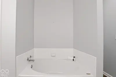6498 Glenwood Trace, Zionsville - 24