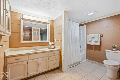 890 Starkey Road, Zionsville - 30