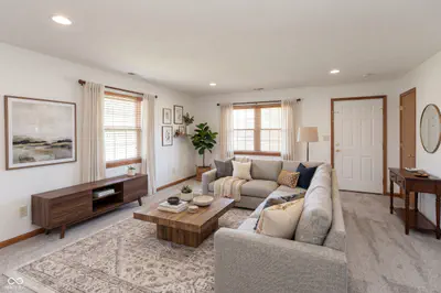 5612 Blairwood Drive, Indianapolis - 3