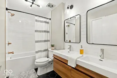 12825 Andover Drive, Carmel - 21