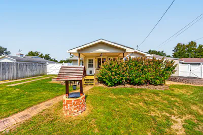 2846 Hillside Drive, Bedford - 40
