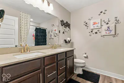 10549 Vermillion, Fortville - 41