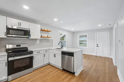 3847 Hoyt Avenue, Indianapolis - 18
