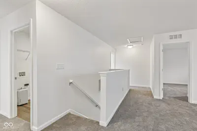 5779 Blue Sky Drive, Whitestown - 28