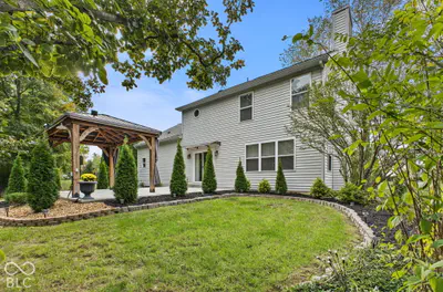 6459 Woodhaven Court, Avon - 36
