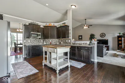 13848 Fieldcrest Drive, McCordsville - 9