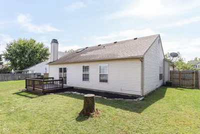 8526 Country Meadows Drive, Indianapolis - 32