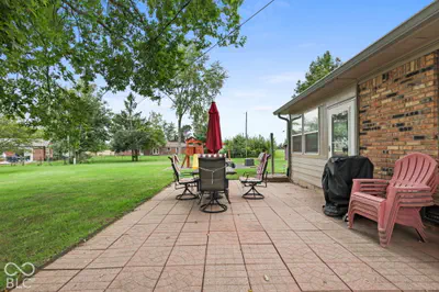 6349 W Buckskin Court, New Palestine - 42