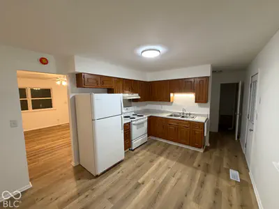1301 Woodward Street, Lapel - 5