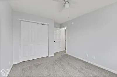 6459 Woodhaven Court, Avon - 23