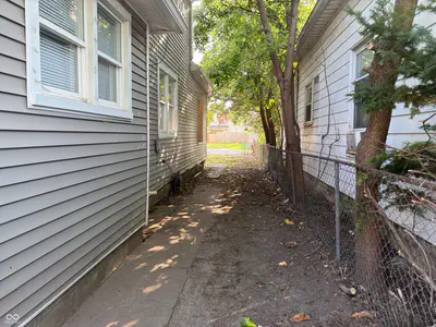 67 Warman Avenue, Indianapolis - 5