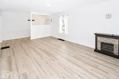 433 Main Street, Pendleton - 9
