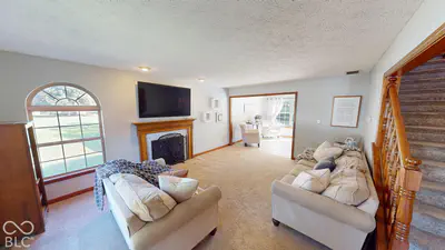 6476 Apple Cider Way, Avon - 4