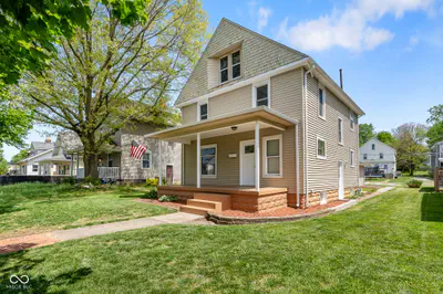 624 N Pine Street, Seymour - 5