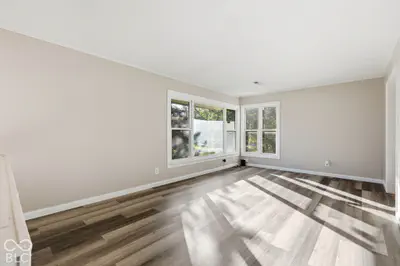 203 N Poplar Street, Amboy - 7