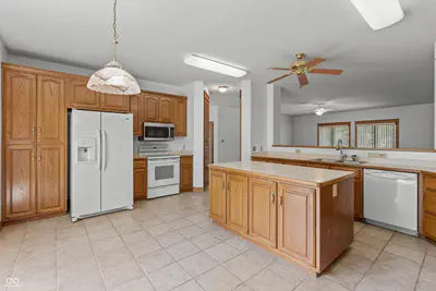 505 Kelly Drive, Brownstown - 14
