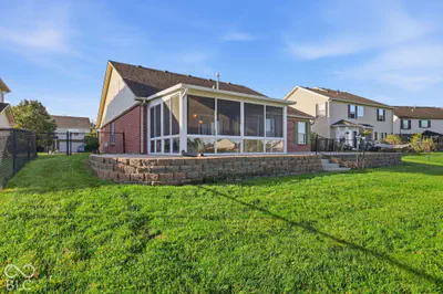 5868 Deerview Bend, McCordsville - 22