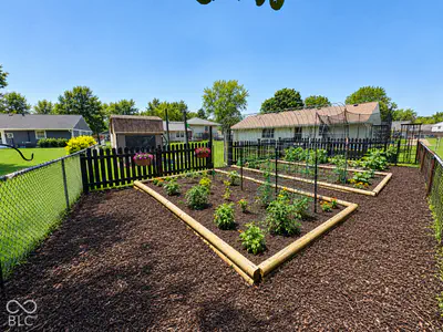 1021 Eastlawn Drive, Whiteland - 24