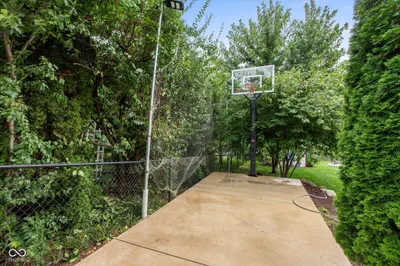 8835 Rapp Drive, Indianapolis - 48