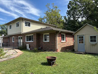 1656 150, Greenfield - 24