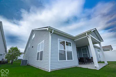 6607 Red Barn Drive, Whitestown - 42