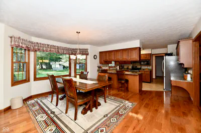7061 Carrie Drive, New Palestine - 6