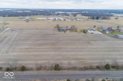 7838 US Highway 52, New Palestine - 36