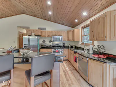 7210 Halibut Drive, Nineveh - 44